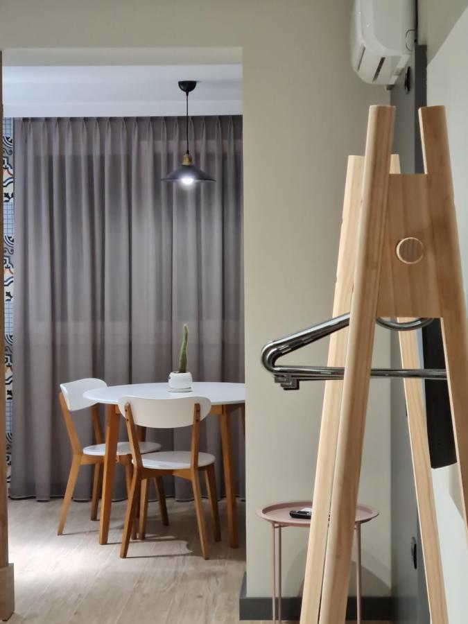 Tam Serviced Studio Apartment Myslym Shyri No1 Tirana Exterior photo